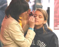 How to apply eyeliner properly